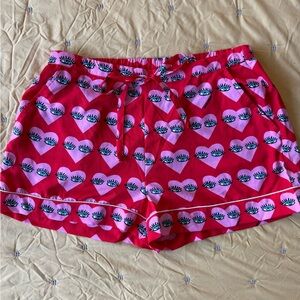 Bouffants & Broken Hearts Red Heart Eye Patterned Shorts size Medium